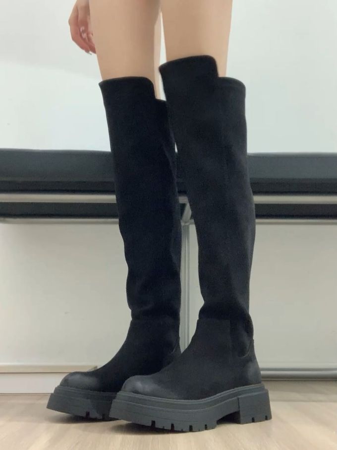 皮革 