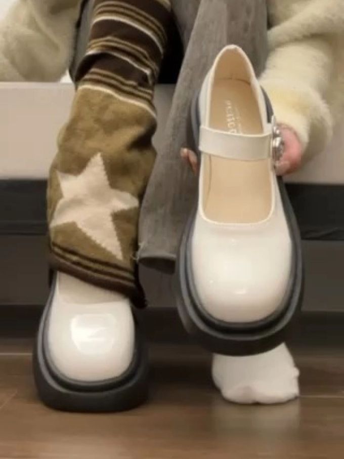 圆头 袢扣 中口鞋 皮革 