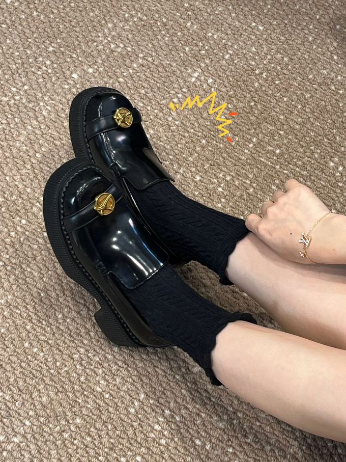 圆头 低帮 一脚蹬 深口鞋 皮革 