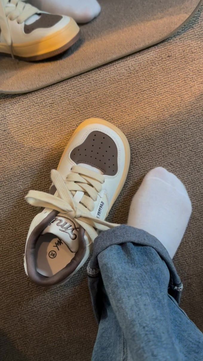 系带 魔术贴 皮革 