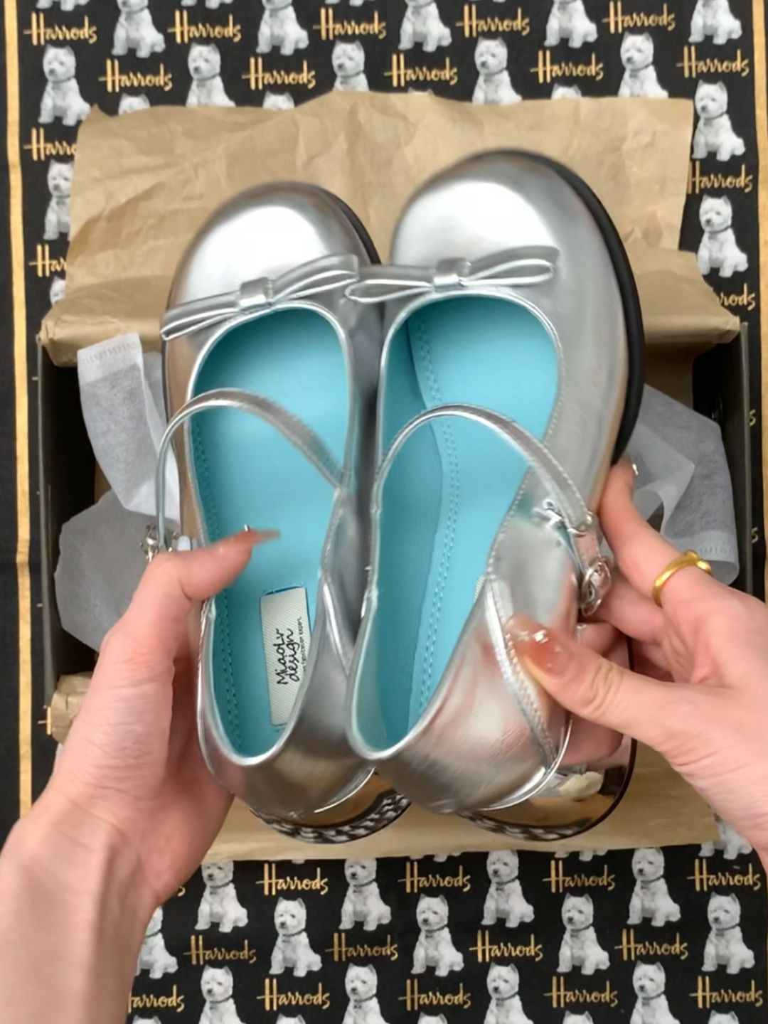 圆头 袢扣 浅口鞋  - VALI鞋履AI设计主图