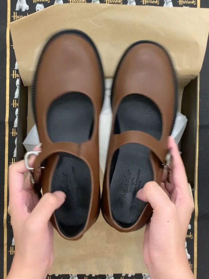 圆头 袢扣 中口鞋 皮革 