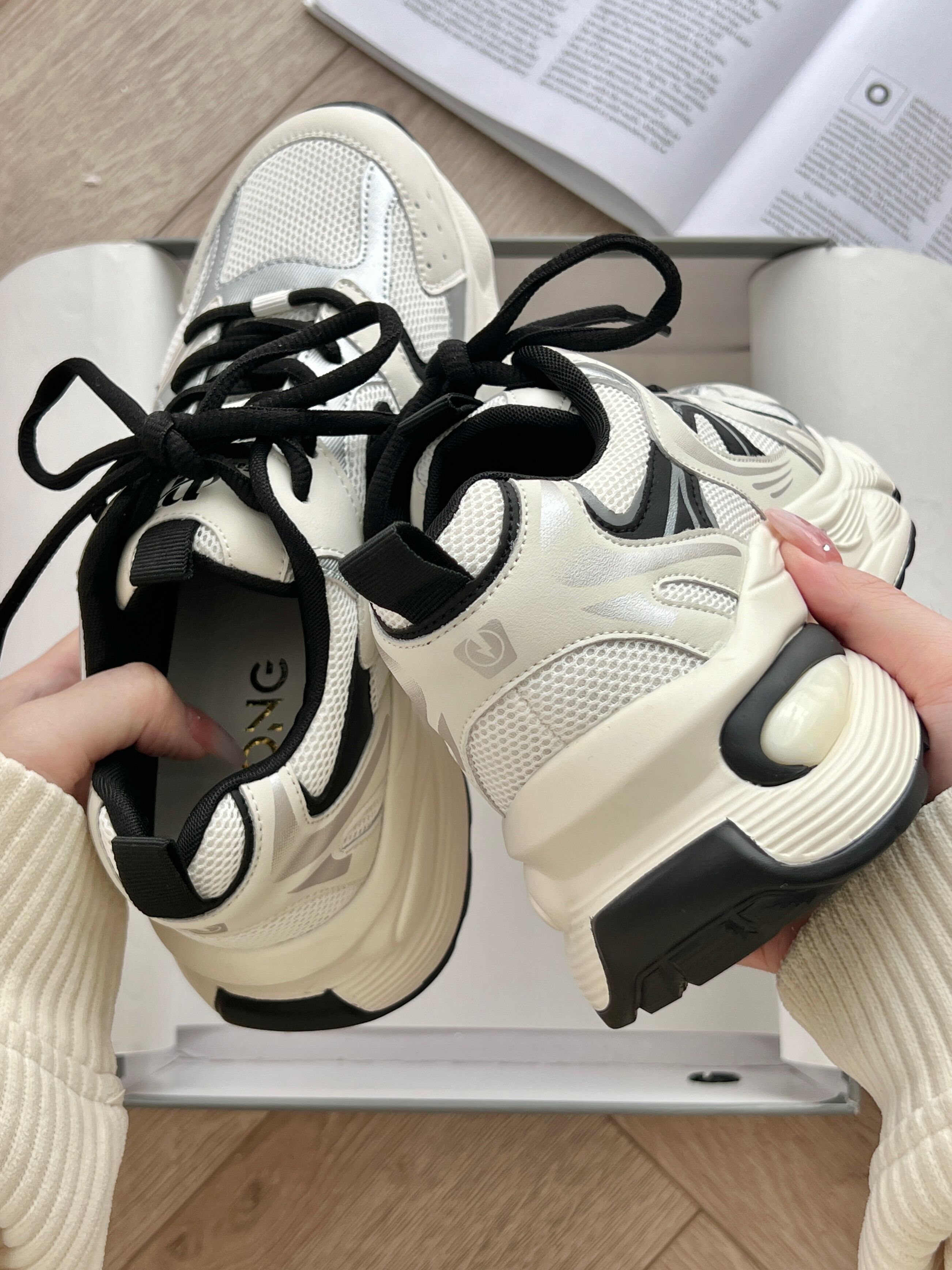 低帮 系带  - VALI鞋履AI设计主图