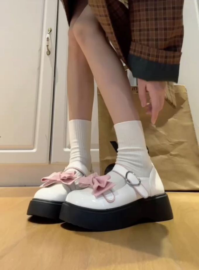 厚底 圆头 袢扣 皮革 