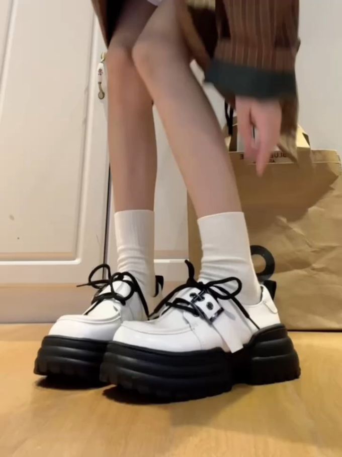 圆头 低帮 深口鞋 皮革 