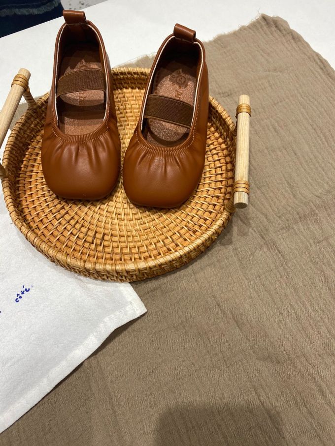 中口鞋 皮革 