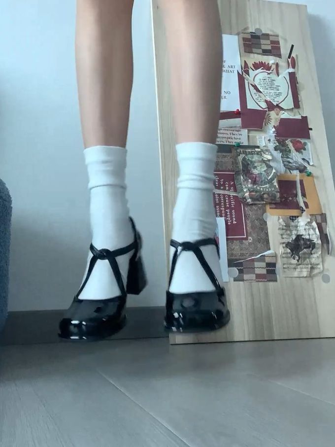 皮革 