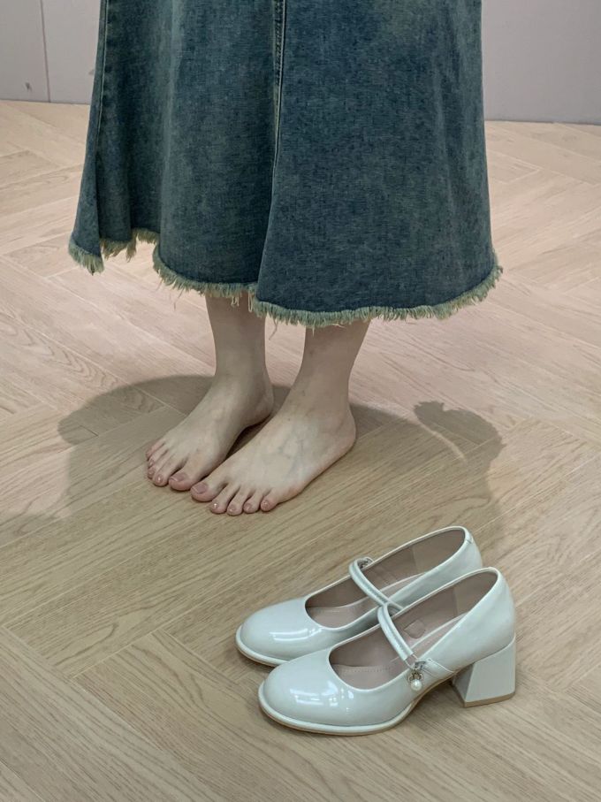 圆头 浅口鞋 皮革 