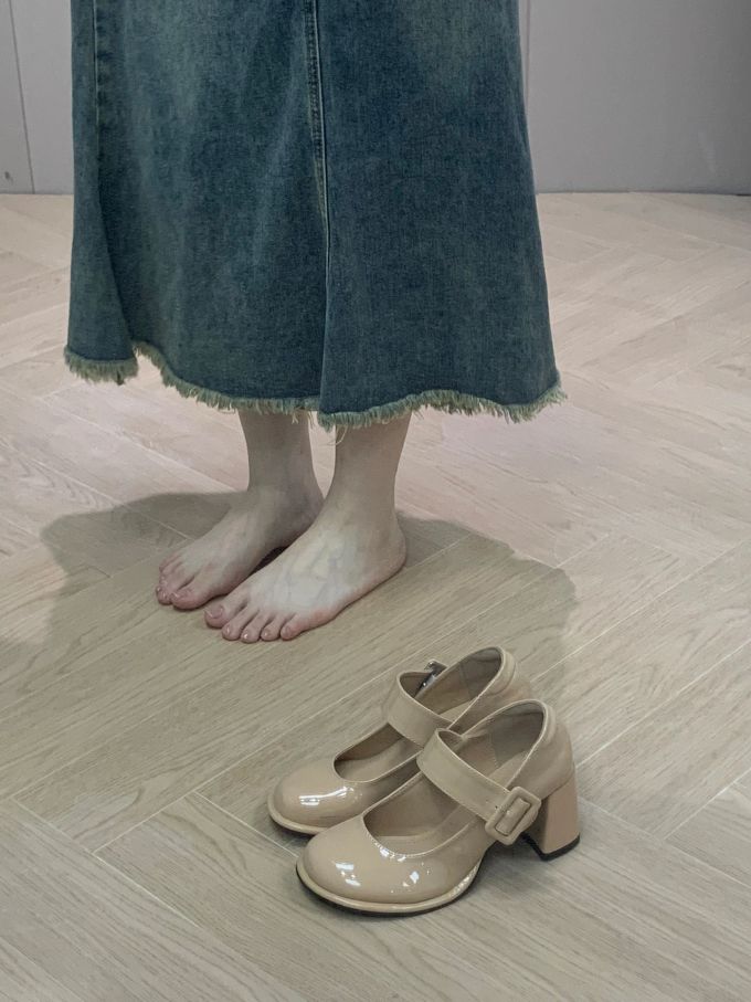 圆头 袢扣 中口鞋 皮革 