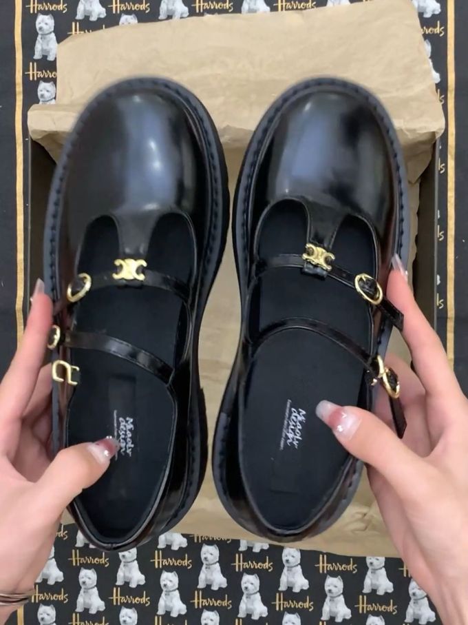 圆头 袢扣 中口鞋 皮革 