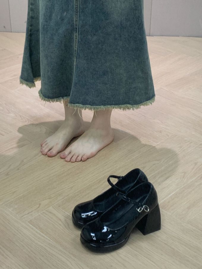 圆头 袢扣 中口鞋 皮革 