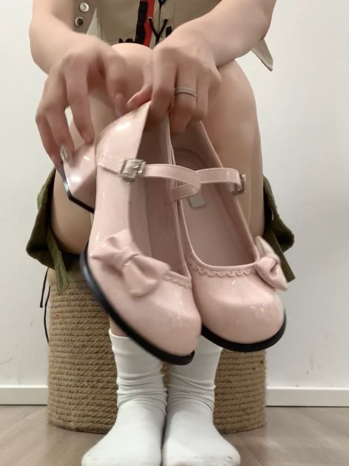 圆头 袢扣 中口鞋 皮革 
