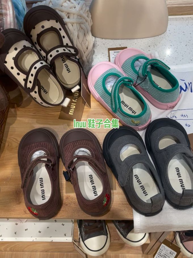 圆头 袢扣 深口鞋 皮革 