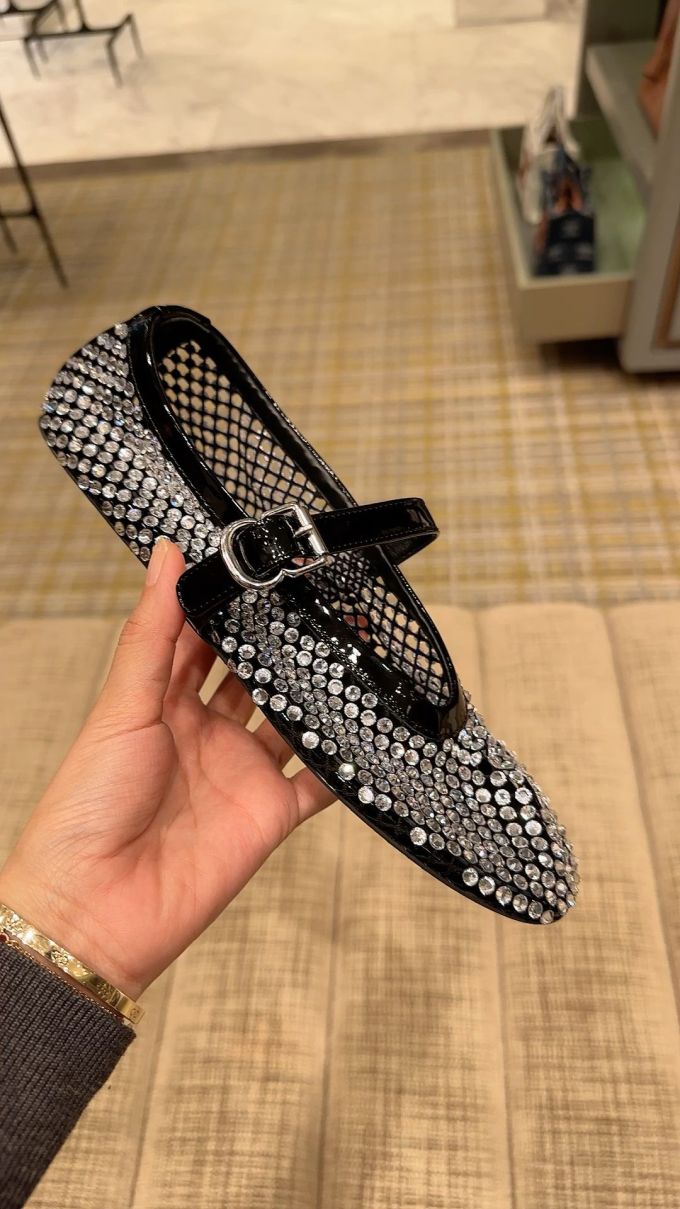 平底 袢扣 中口鞋 