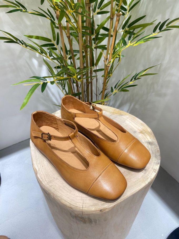 方头 袢扣 中口鞋 皮革 