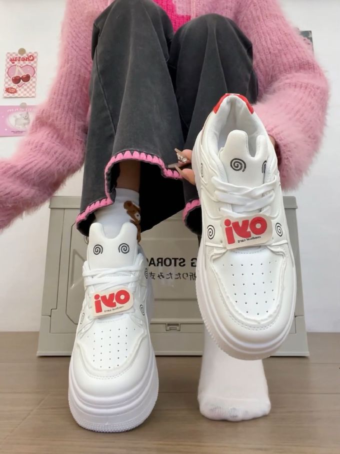 皮革 