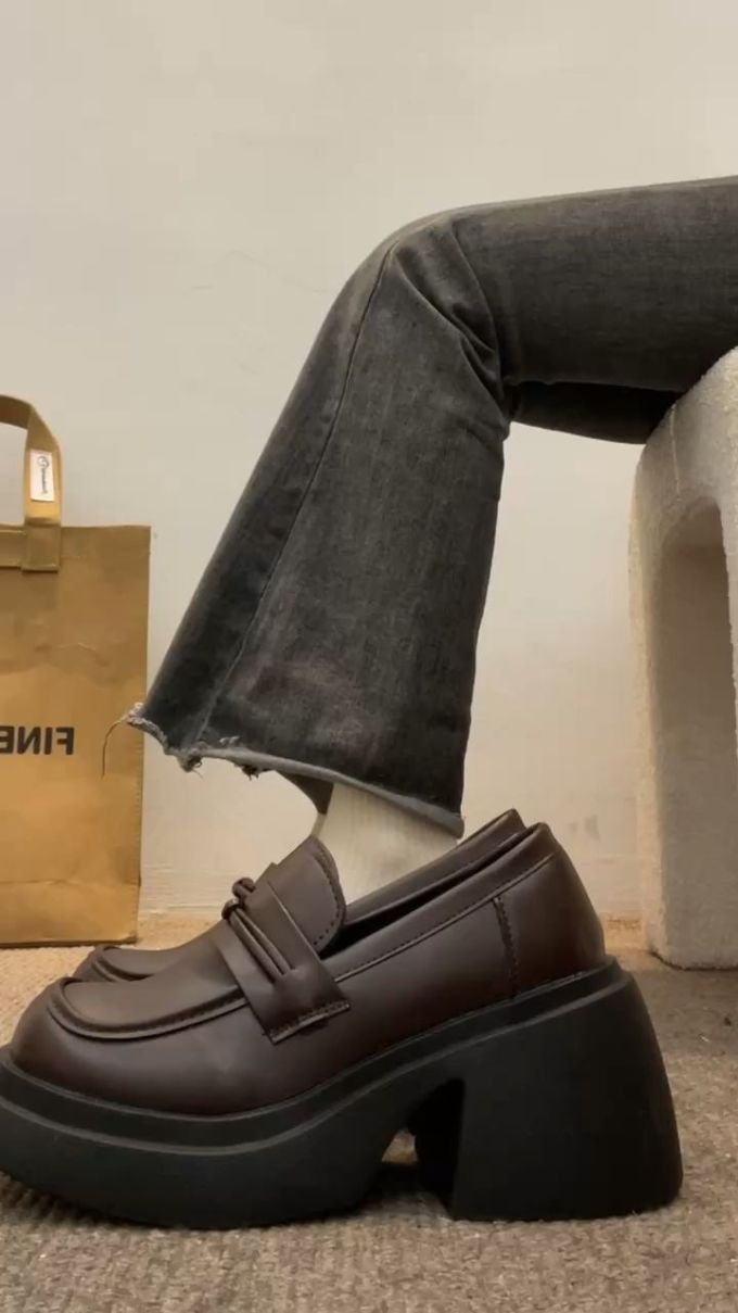 厚底 圆头 低帮 一脚蹬 深口鞋 皮革 