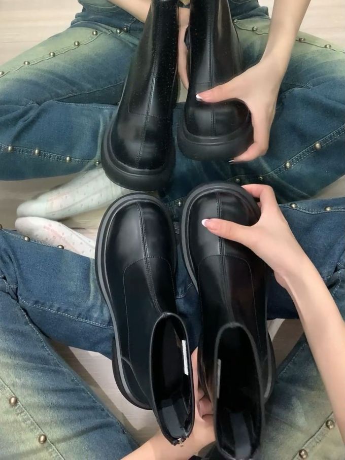 皮革 