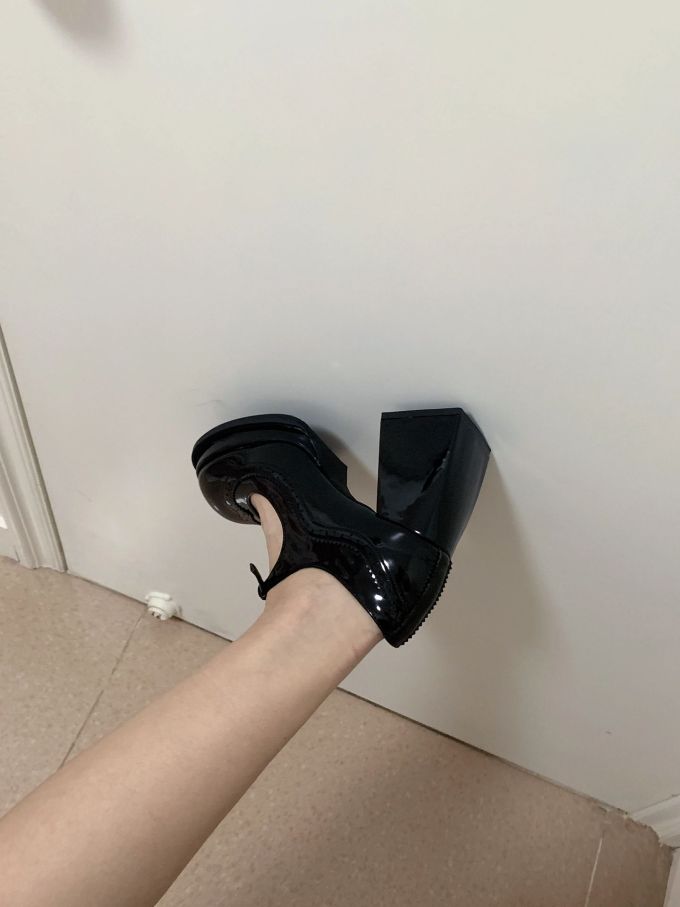 系带 皮革