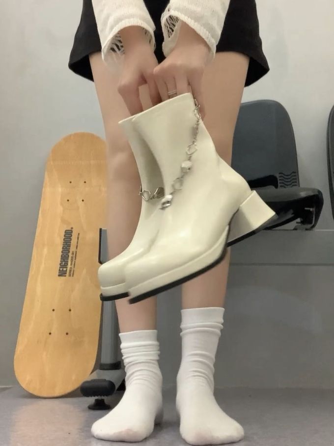 粗跟 皮革