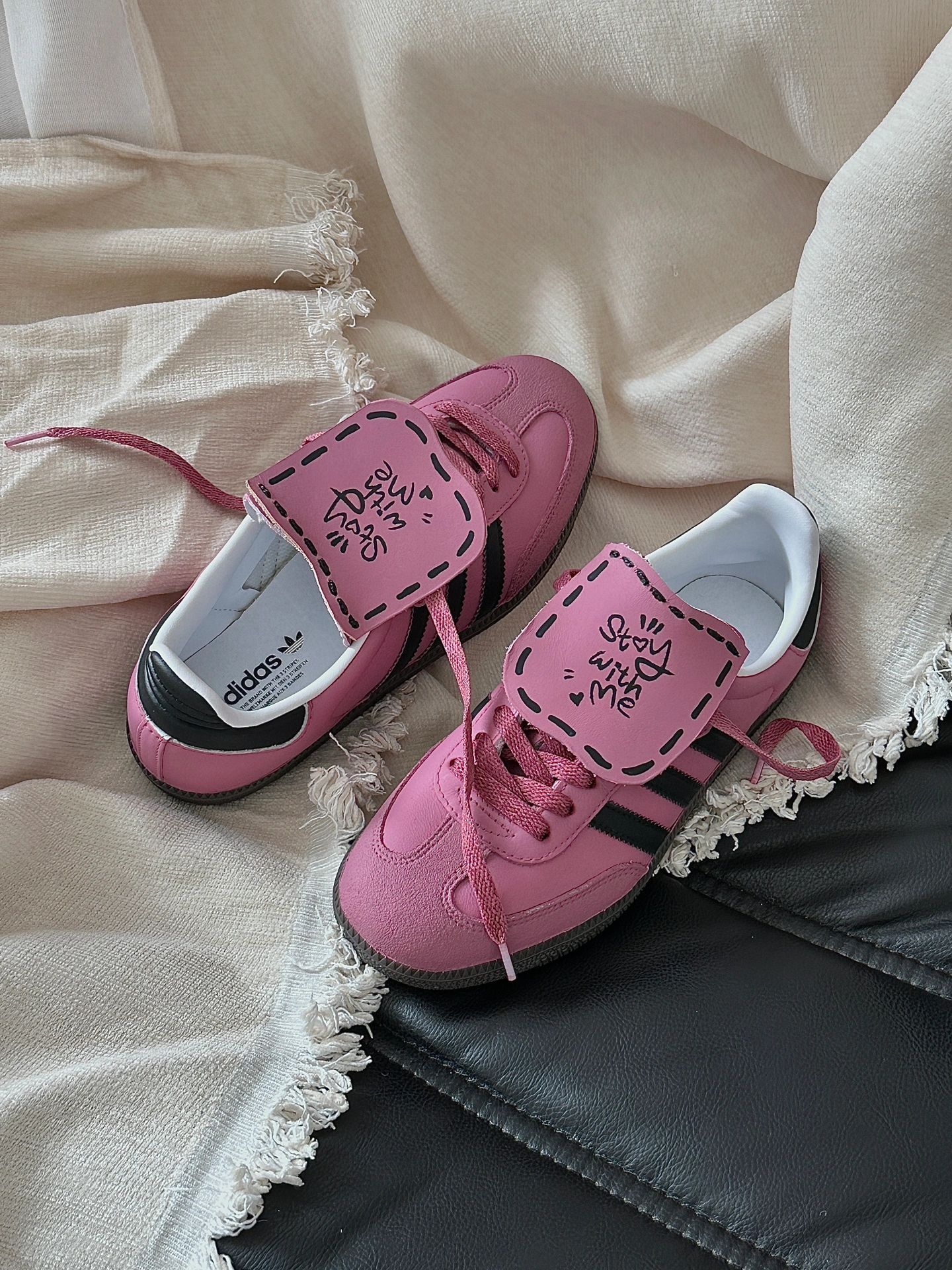 低帮 系带 皮革  - VALI鞋履AI设计主图