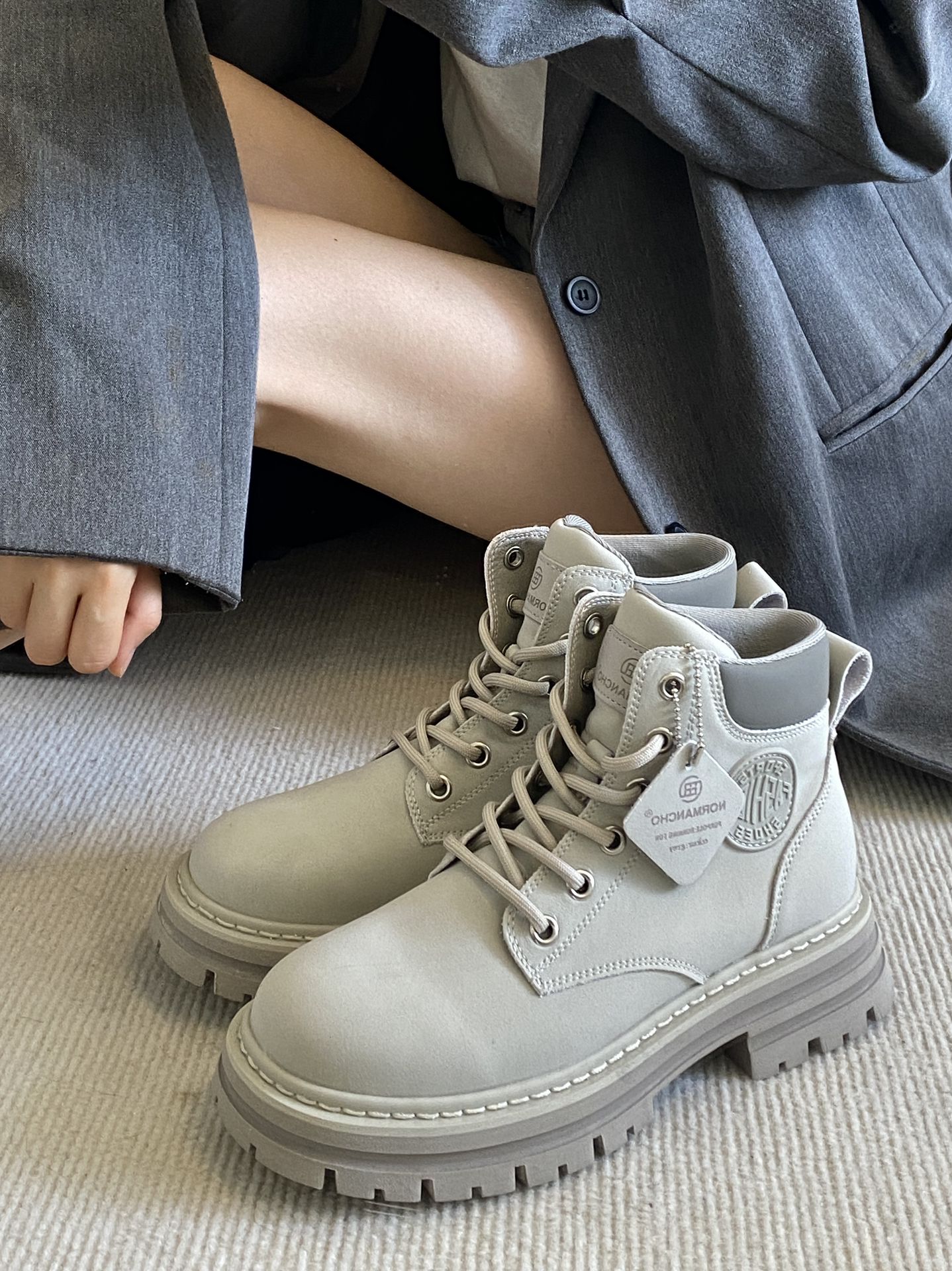 圆头 系带 皮革  - VALI鞋履AI设计主图