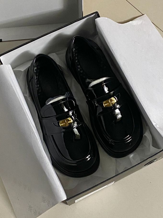 圆头 一脚蹬 深口鞋 皮革 