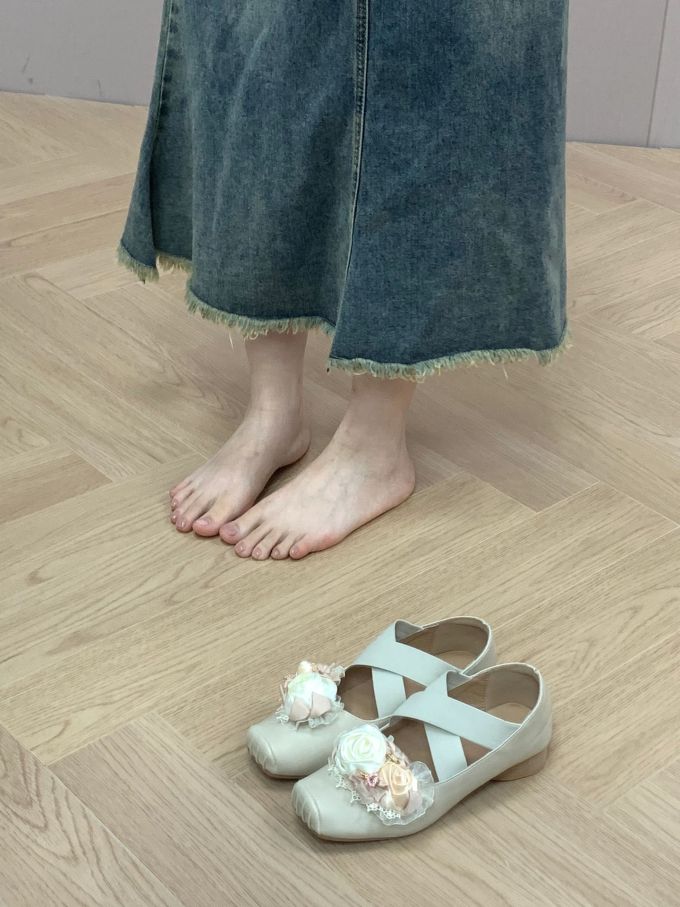 圆头 松紧带 中口鞋 皮革 