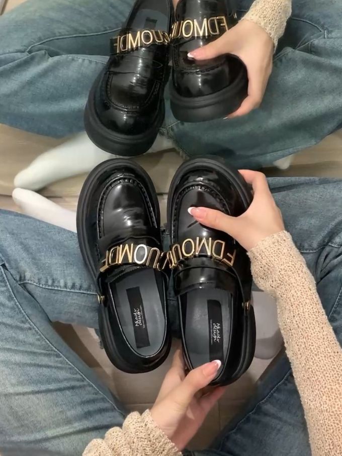 圆头 深口鞋 皮革 