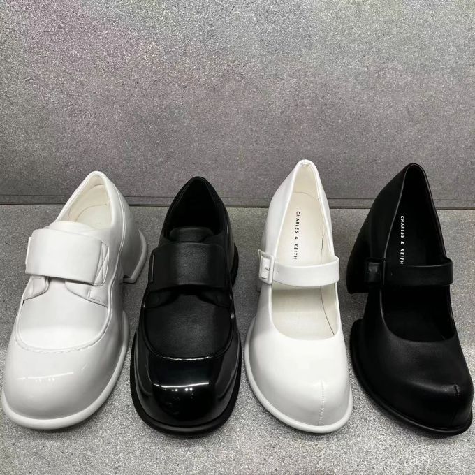 圆头 低帮 魔术贴 深口鞋 皮革 