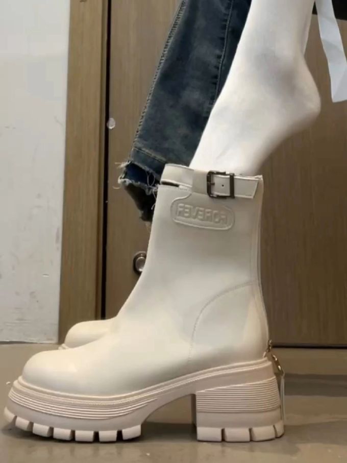 粗跟 皮革 