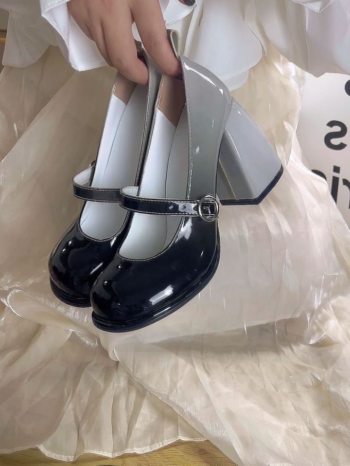 方头 浅口鞋 皮革