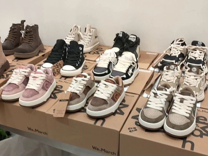 高帮 系带