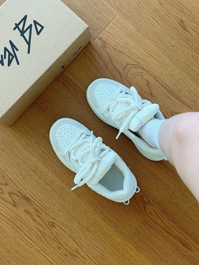 系带 魔术贴 皮革 
