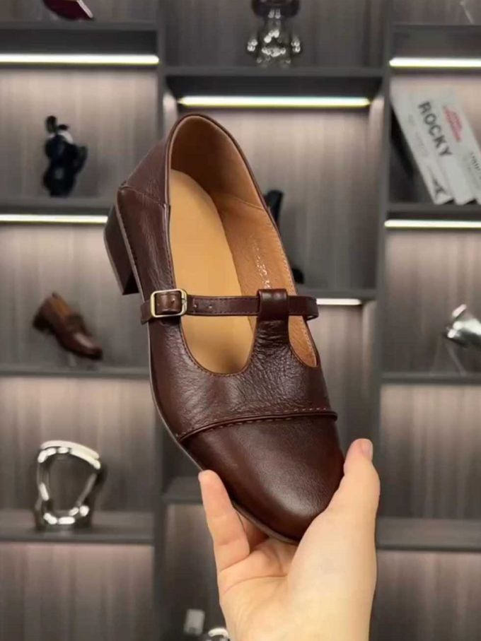 圆头 袢扣 中口鞋 皮革 