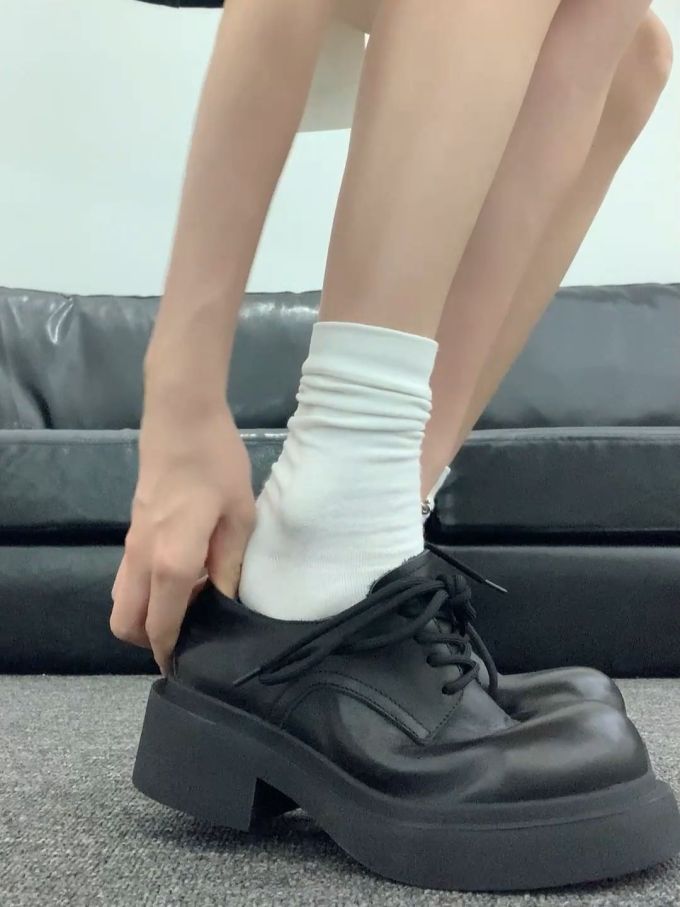 厚底 圆头 系带 皮革 
