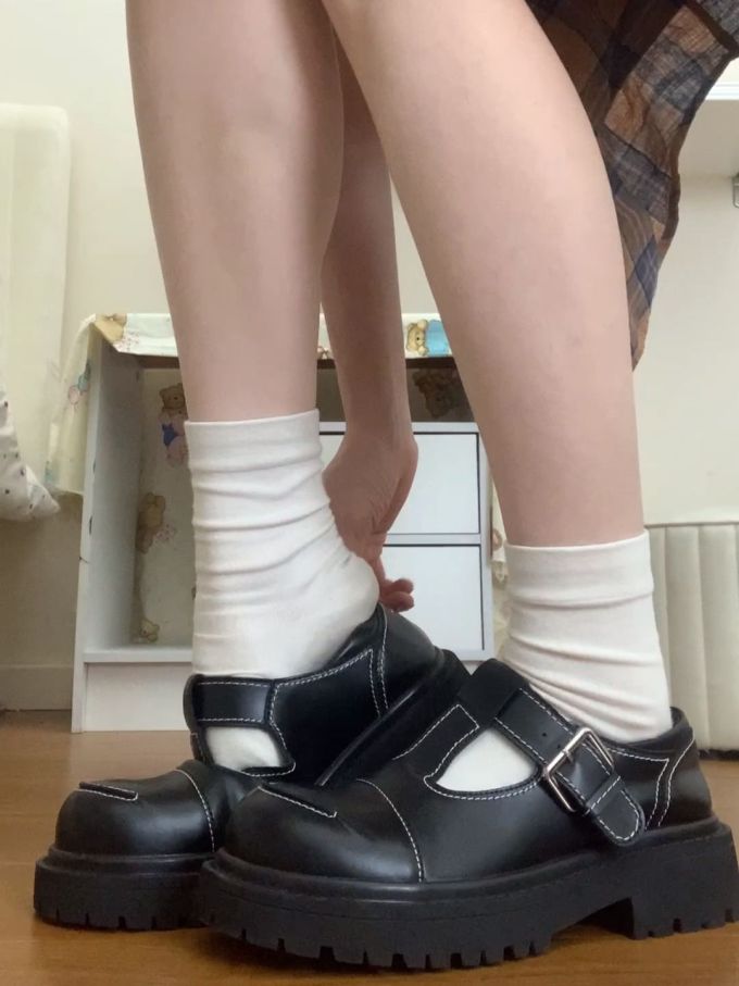 厚底 圆头 袢扣 中口鞋 皮革 