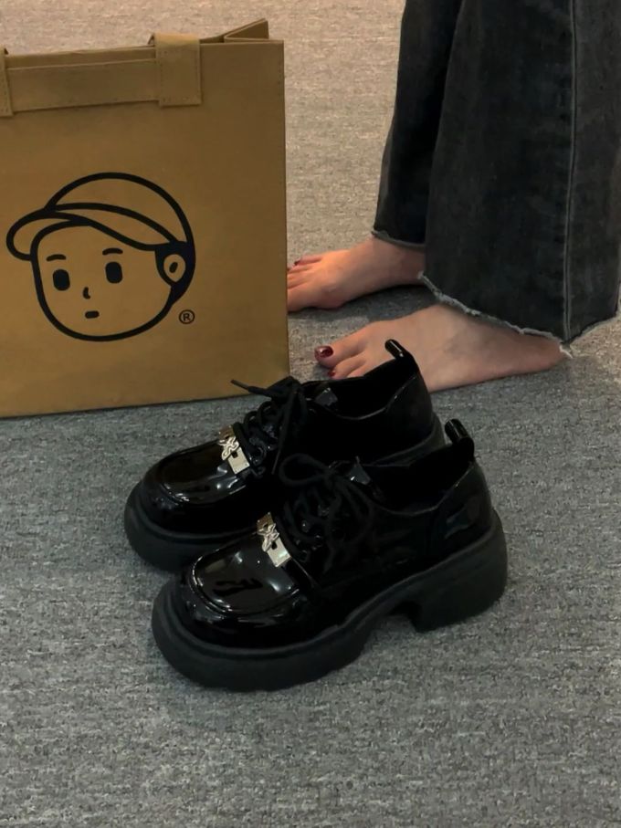 厚底 圆头 系带 皮革 