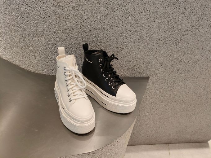 高帮 系带