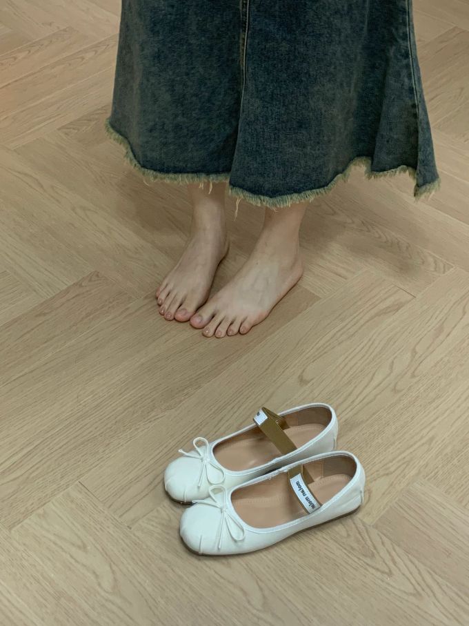 圆头 松紧带 中口鞋 皮革
