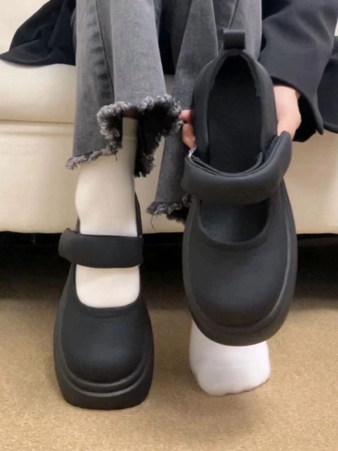 圆头 中口鞋 皮革