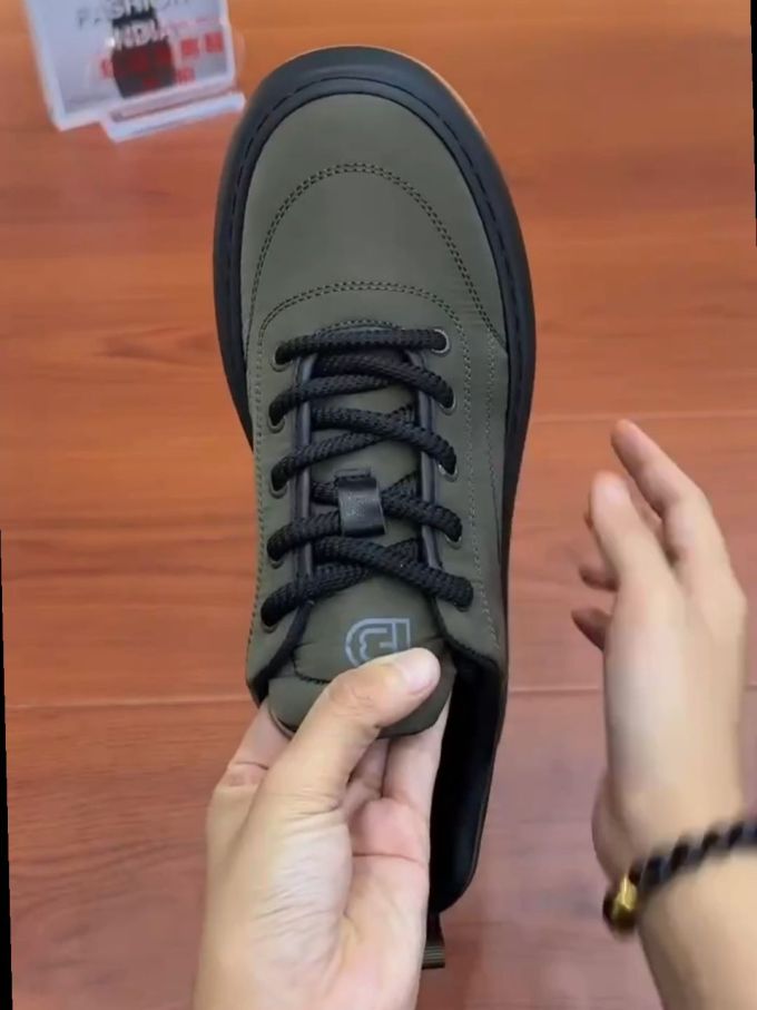 皮革