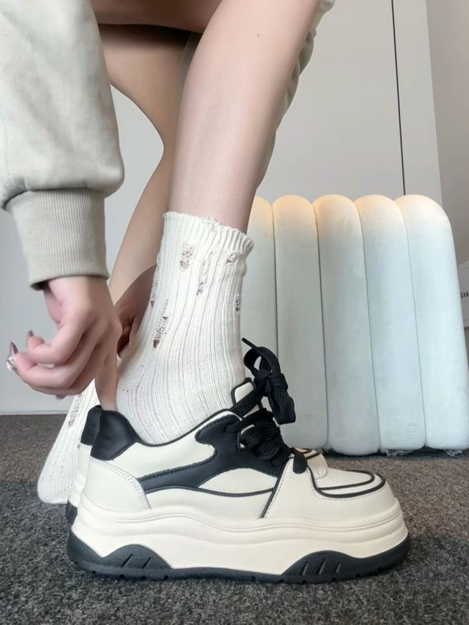 低帮 系带 魔术贴 皮革