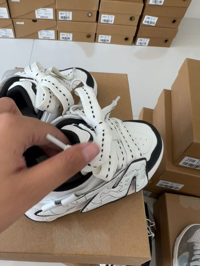 低帮 系带 皮革