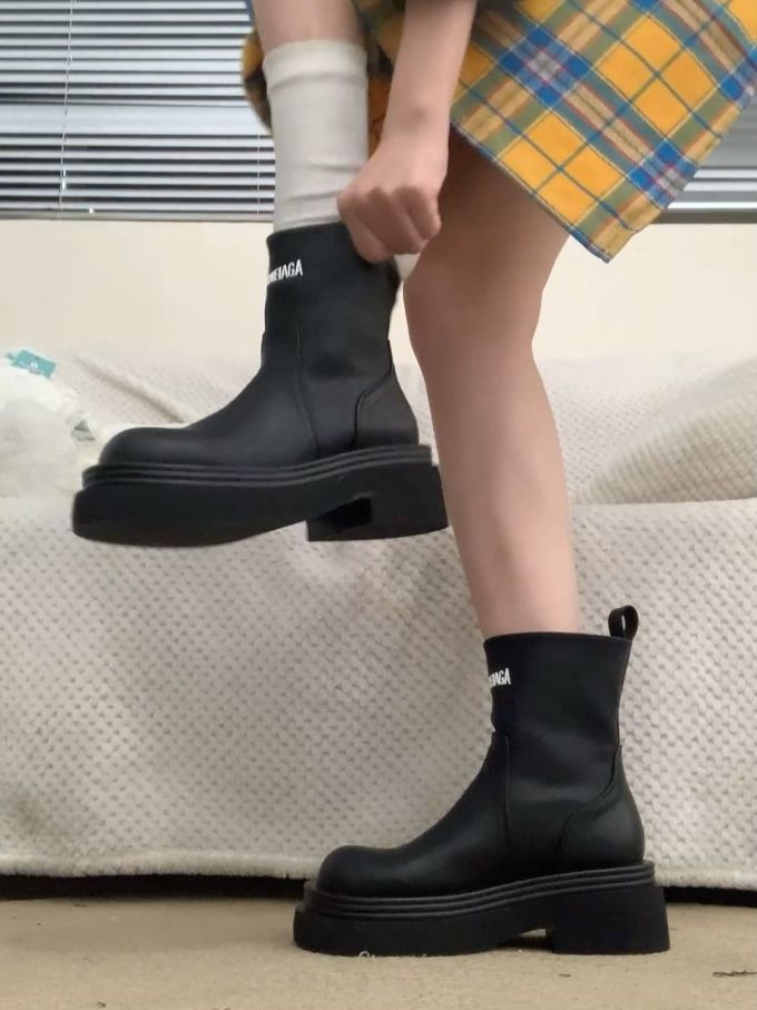 皮革