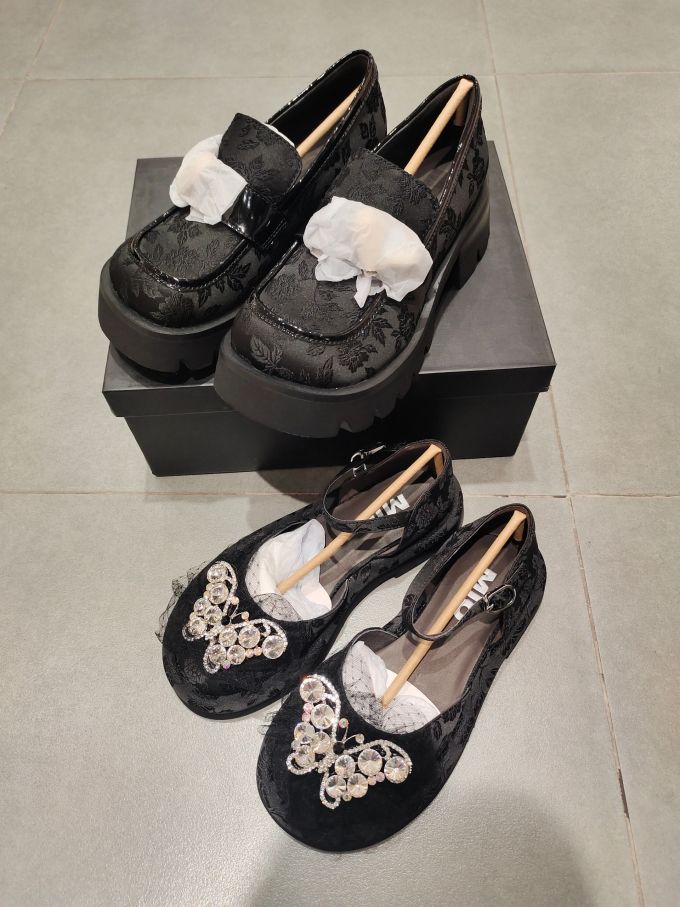 低帮 一脚蹬 中口鞋 蕾丝