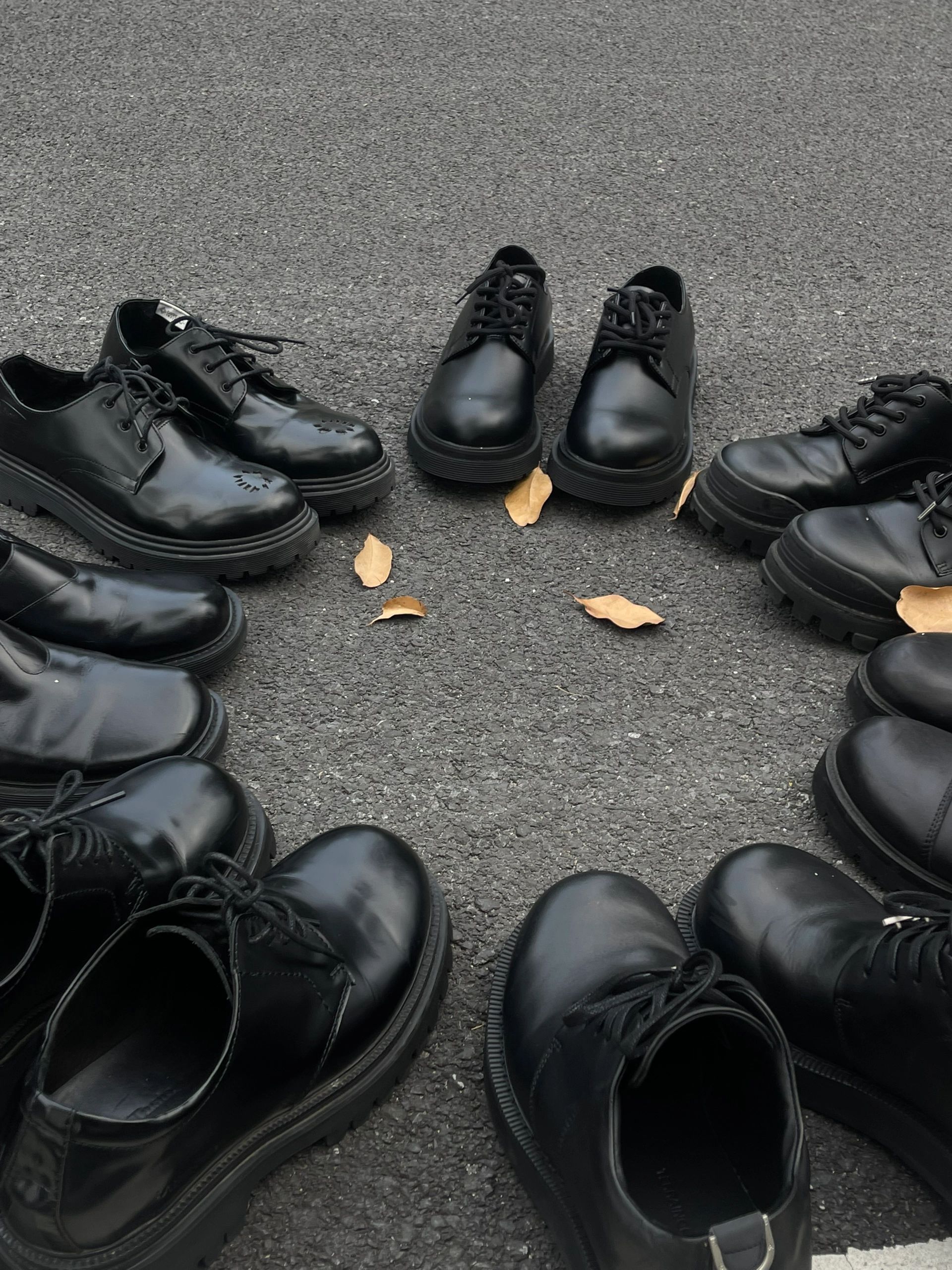 圆头 系带 皮革  - VALI鞋履AI设计主图