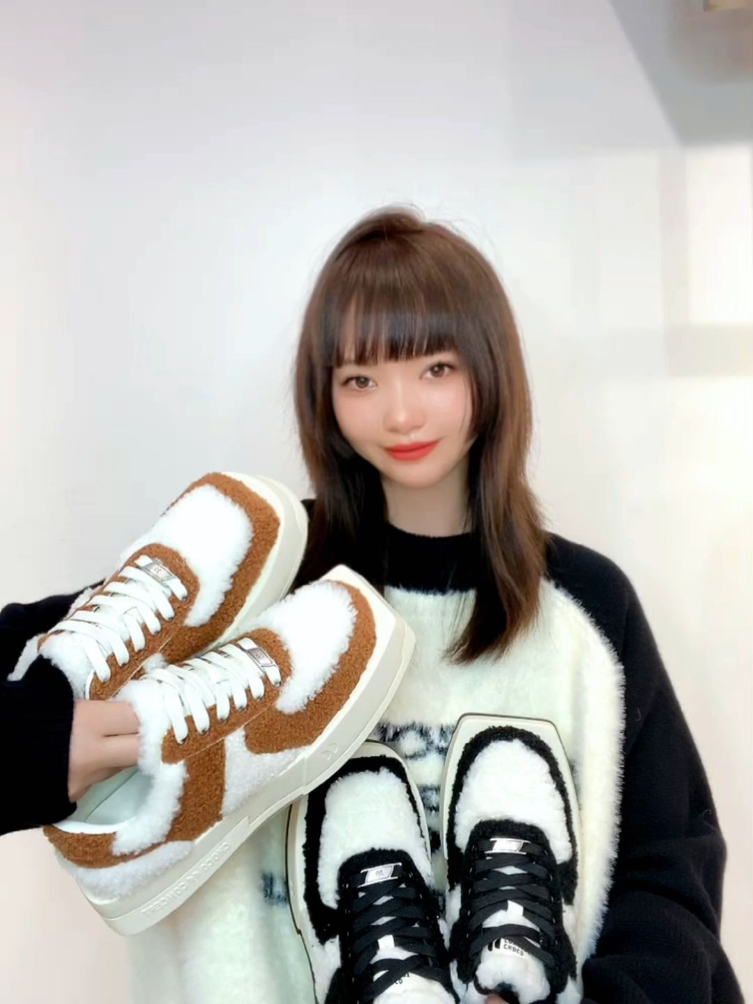 H型 撞色/渐变 边缘装饰 蓝黑色 水洗蓝  - VALI鞋履AI设计主图