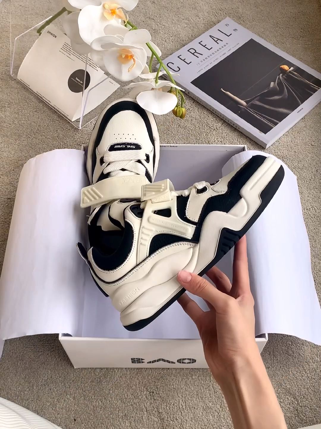 中帮 魔术贴  - VALI鞋履AI设计主图