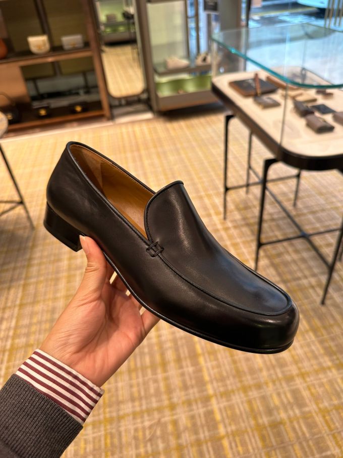 圆头 低帮 一脚蹬 深口鞋 皮革 